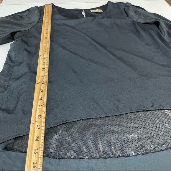 Democracy black blouse keyhole back cold shoulder sleeve size Medium - Picture 12 of 13